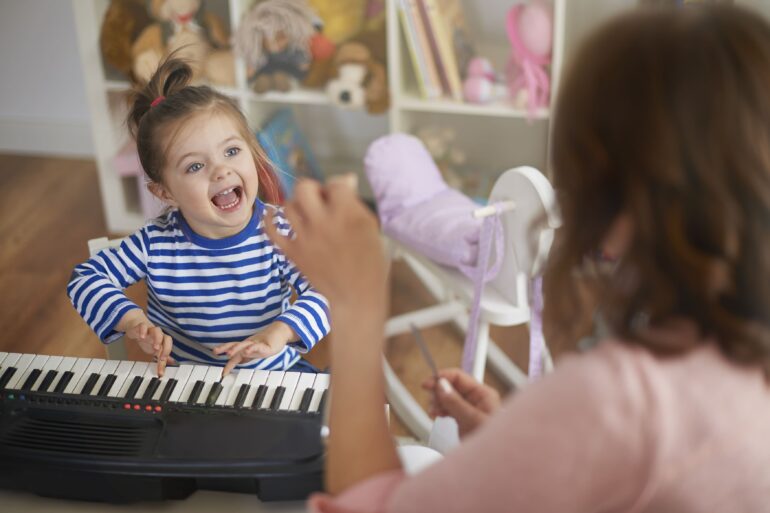 beginner piano lessons for kids
